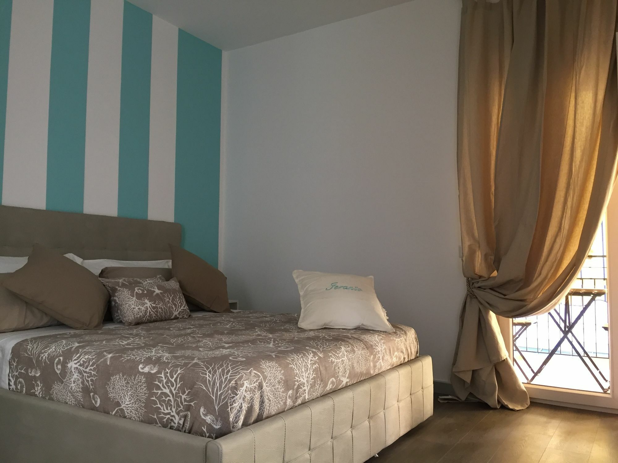 B&B Il Saraceno Sorrento Luaran gambar